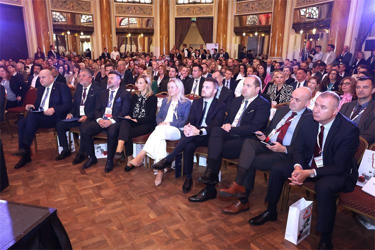 Slika /slike/Vijesti/2025/9 rujan/HAMAG/HAMAG-BICRO konferencija.jpg